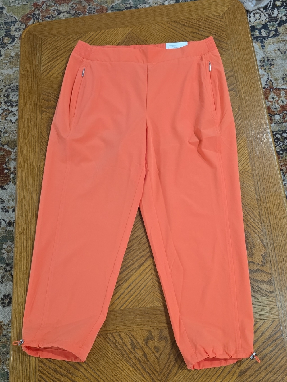 NWT Chico's Coral Pull-Cuff Cropped Pants